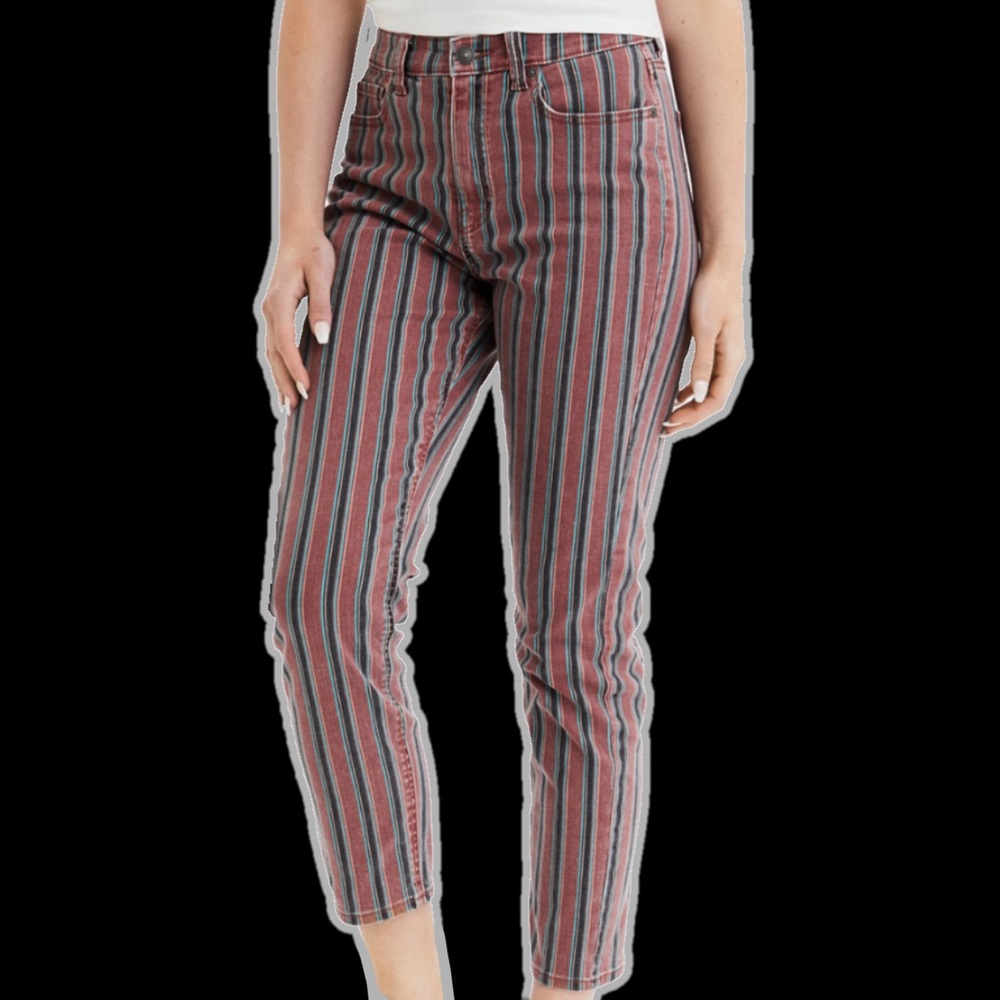 American Eagle high waisted striped mom jeans.